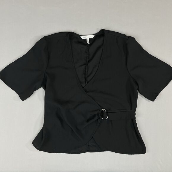 BCBGeneration D-Ring Wrap Top Women’s Medium Black Basic Dark Academia Corpcore - Picture 2 of 16